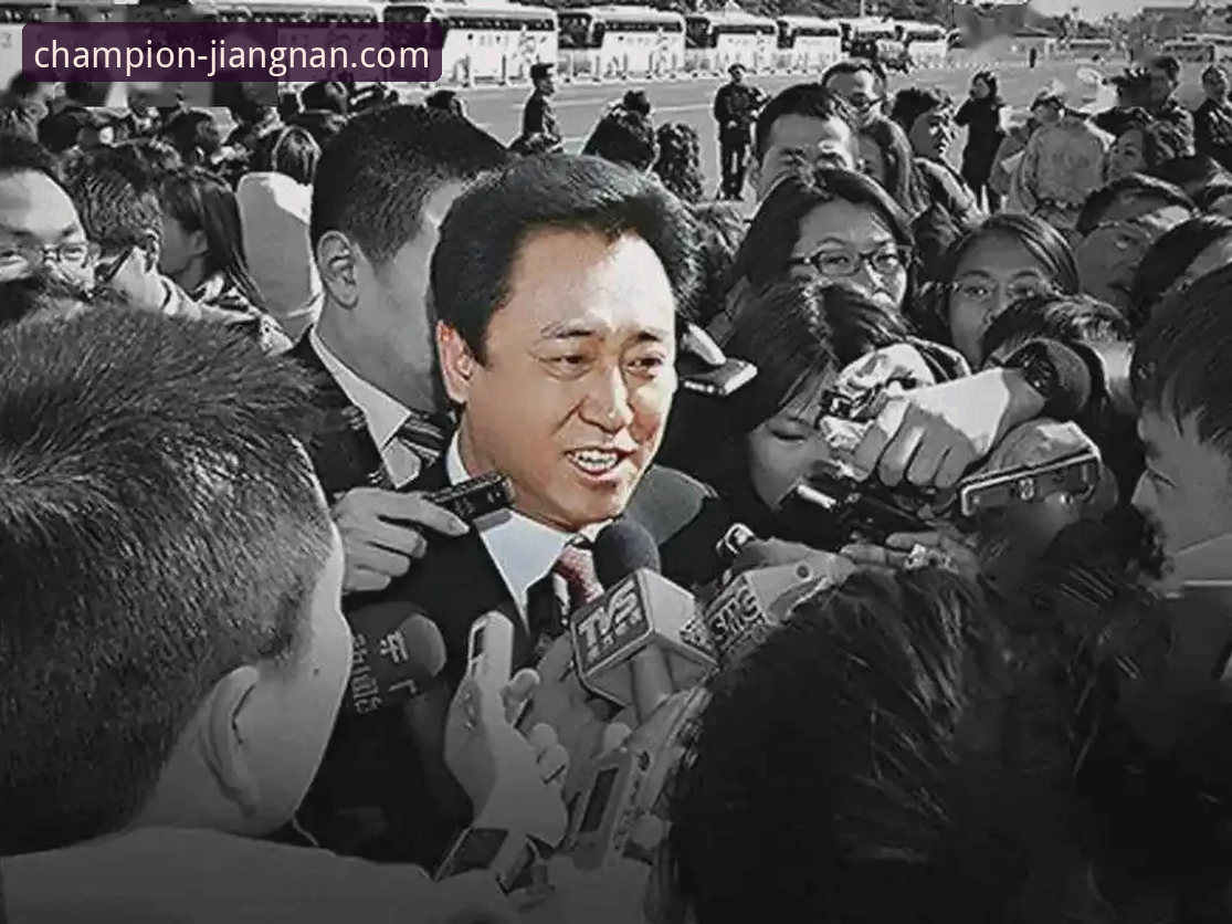 许家印案庭审落幕，昔日“金元足球”帝国如何走向终局？